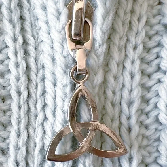 Aran Crafts Women Medium Merino Wool Cable Knit Hooded Zip Cardigan Sweater - Picture 6 of 7